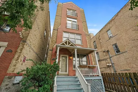 3213 N Wilton Ave #D, Chicago, IL 60657