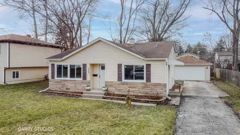 1368 Davine Dr, Glendale Heights, IL 60139
