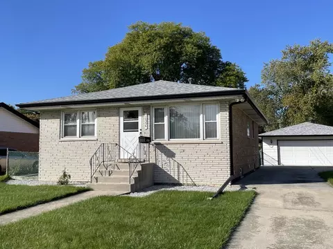 10336 Leslie Ln, Chicago Ridge, IL 60415