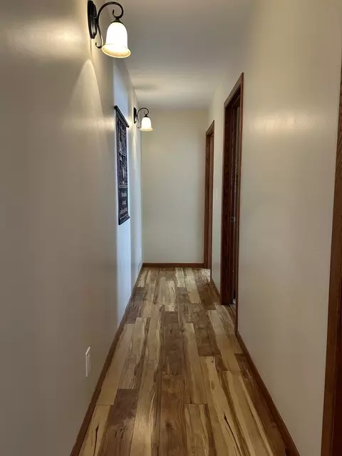 Entry Way - 310 4th St, Mendota, IL 61342 photo 2 of 5