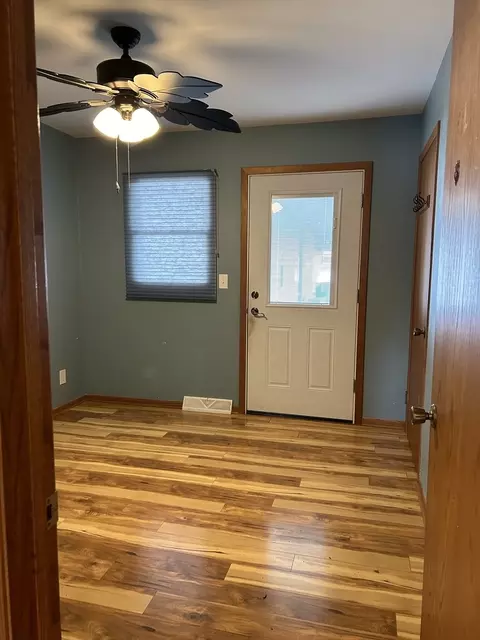 Entry Way - 310 4th St, Mendota, IL 61342 photo 5 of 5