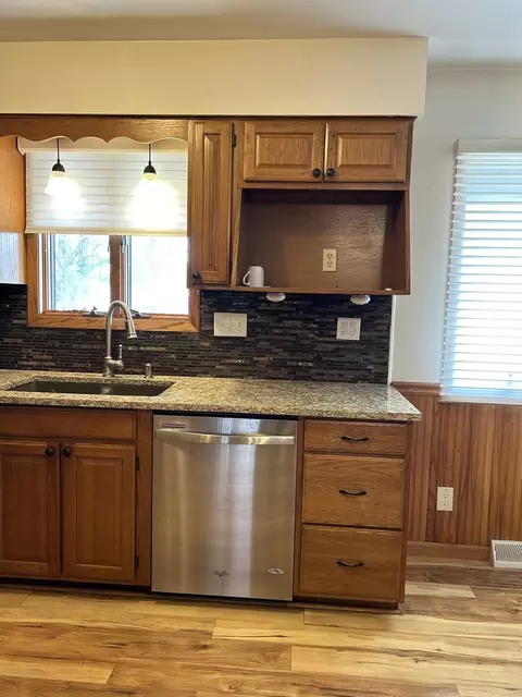 Kitchen - 310 4th St, Mendota, IL 61342 photo 5 of 7