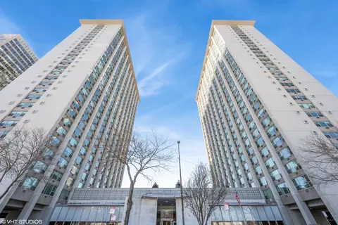 3600 N Lake Shore Dr #1117, Chicago, IL 60613