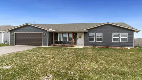 15060 Yellowstone Dr, South Beloit, IL 61080