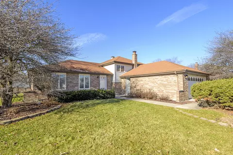 15344 Royal Foxhunt Rd, Orland Park, IL 60462