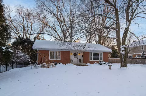 424 North Ave, Batavia, IL 60510