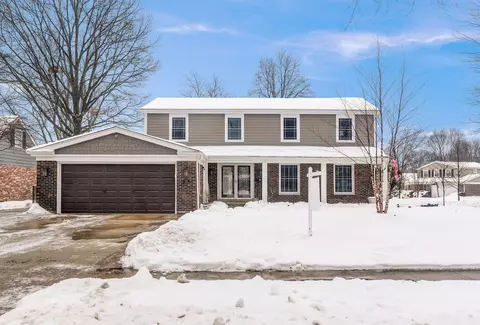 721 E Mill Valley Rd, Palatine, IL 60074
