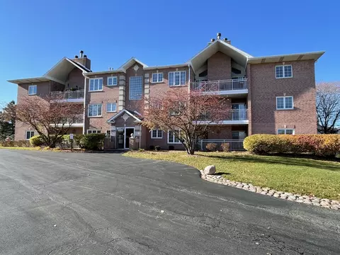 17910 Settlers Pond Way #1A, Orland Park, IL 60467