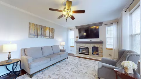 606 Aborn Ave, Elgin, IL 60124 photo 11