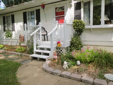1309 Long St, Dixon, IL 61021 photo 23