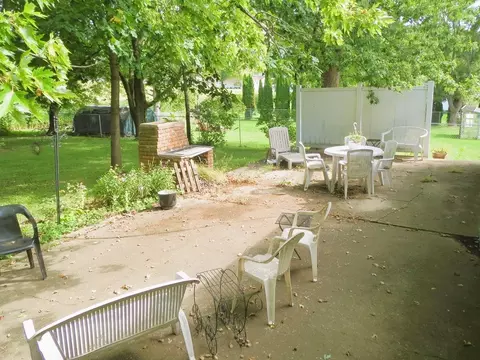1309 Long St, Dixon, IL 61021 photo 17