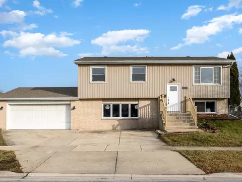 16421 76th Ave, Tinley Park, IL 60477