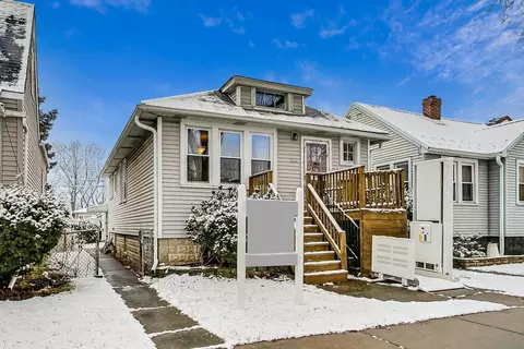 3234 N Orange Ave, Chicago, IL 60634