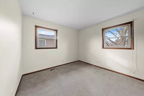 6340 Forestview Dr, Oak Forest, IL 60452 photo 12