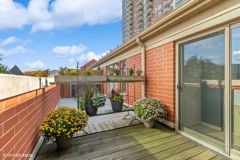 309 E 17th St, Chicago, IL 60616 photo 25