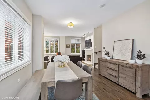 309 E 17th St, Chicago, IL 60616 photo 10