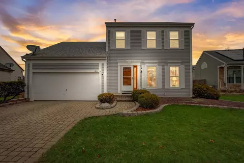 2331 N Old Pond Ln, Round Lake Beach, IL 60073
