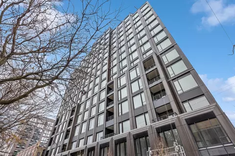 21 N May St #303, Chicago, IL 60607