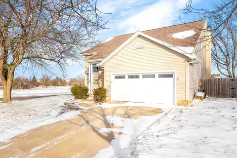 2 Holder Way, Bloomington, IL 61704 photo 26