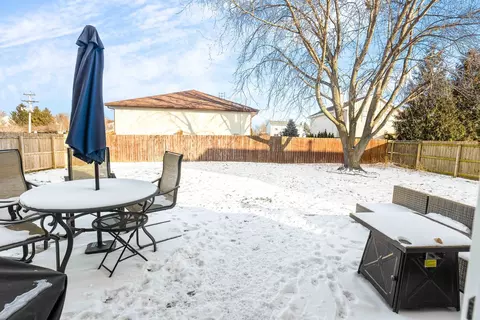 2 Holder Way, Bloomington, IL 61704 photo 23