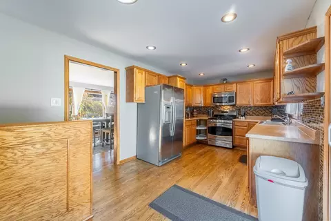 816 Foster Ave, Bartlett, IL 60103 photo 22