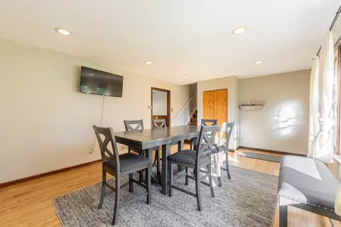 816 Foster Ave, Bartlett, IL 60103 photo 5