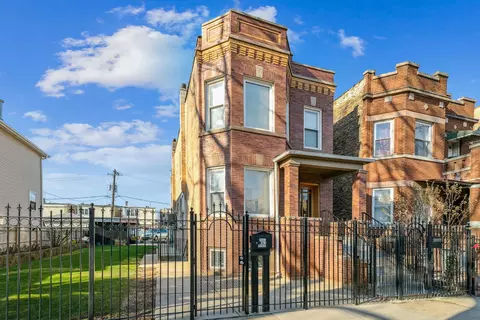 2426 N Kildare Ave, Chicago, IL 60639