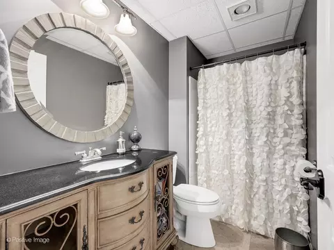 541 68th St, Willowbrook, IL 60527 photo 32