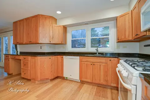 610 Ash St, Algonquin, IL 60102 photo 9