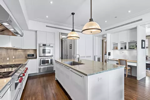 159 E Walton Pl #20A, Chicago, IL 60611 photo 21
