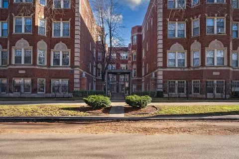6129 N Hoyne Ave #3, Chicago, IL 60659