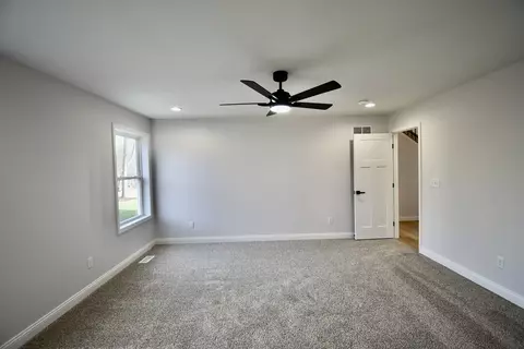 106 Dugan Trl, Downs, IL 61736 photo 24