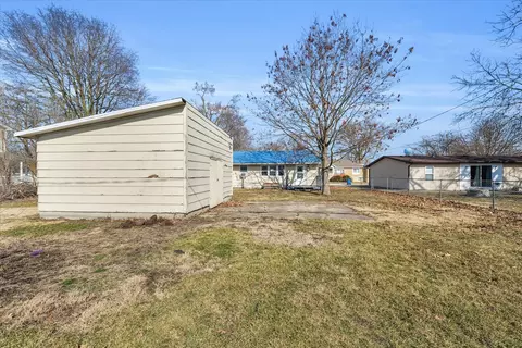 Exterior - 116 W Prairie Ave, Ogden, IL 61859 photo 6 of 9