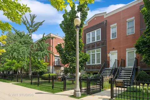 1405 S Campus Pkwy, Chicago, IL 60608