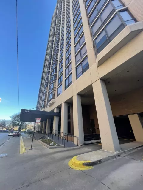 2650 N Lakeview Ave #4107, Chicago, IL 60614