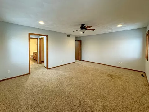 45 Cliffside Ct, Freeport, IL 61032 photo 21
