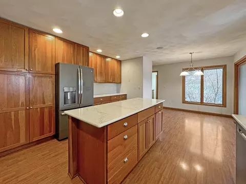 45 Cliffside Ct, Freeport, IL 61032 photo 8