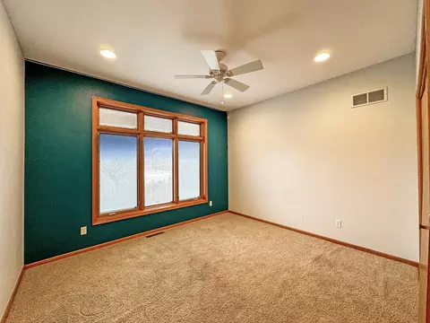 45 Cliffside Ct, Freeport, IL 61032 photo 29