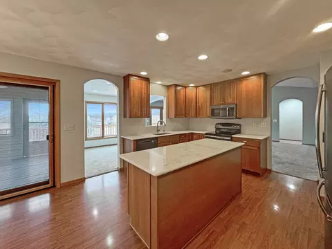 45 Cliffside Ct, Freeport, IL 61032 photo 4