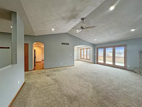 45 Cliffside Ct, Freeport, IL 61032 photo 12