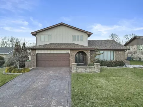 13050 Meadowview Ln, Homer Glen, IL 60491