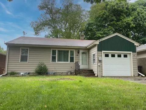 911 Park Ave, Winthrop Harbor, IL 60096