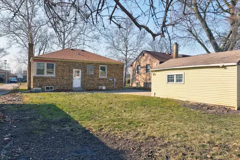 Exterior - 2321 S 24th Ave, Broadview, IL 60155 photo 9 of 10