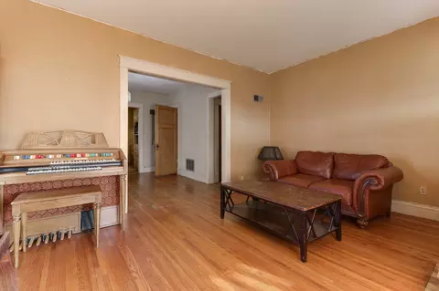 601 E Front St, El Paso, IL 61738 photo 4