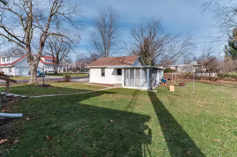 601 E Front St, El Paso, IL 61738 photo 34
