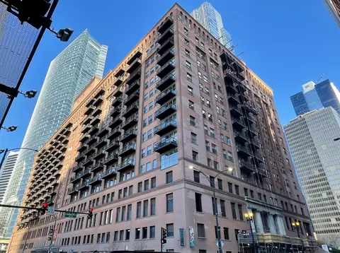 165 N Canal St #516, Chicago, IL 60606
