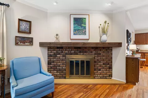 Living - 2121 Seaton Ct, Champaign, IL 61821 photo 3 of 9