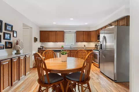 Dining - 2121 Seaton Ct, Champaign, IL 61821 photo 1 of 4