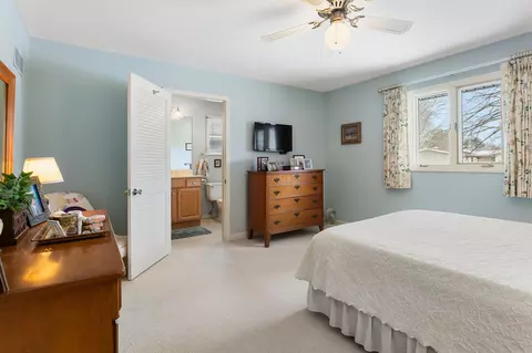 Bedroom - 2121 Seaton Ct, Champaign, IL 61821 photo 3 of 9