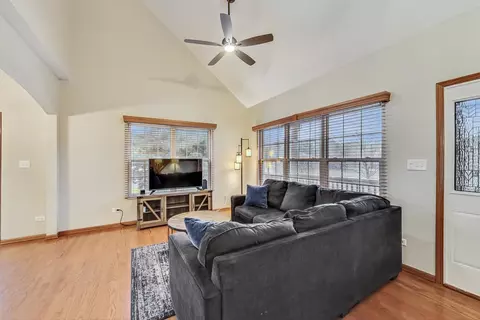 1256 Lacoma Dr, Lockport, IL 60441 photo 7